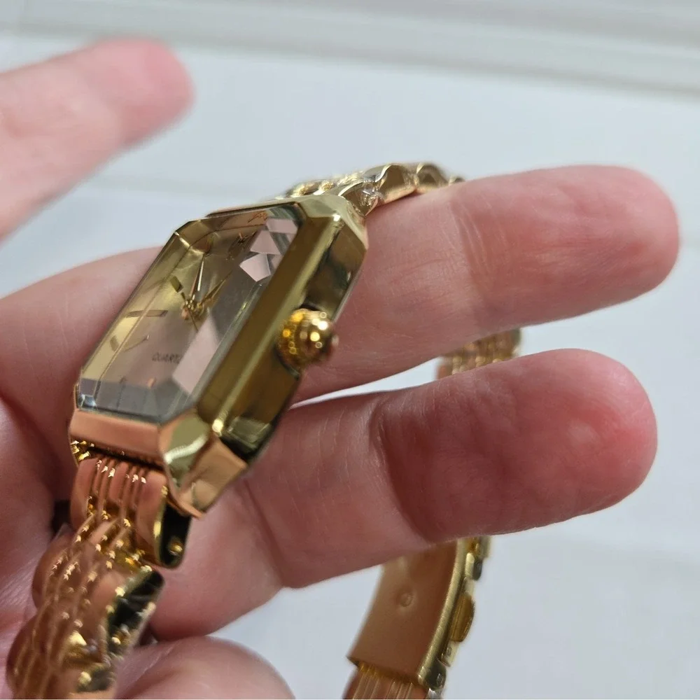 BestKang Goldtone Women's 26mm FashionWatch. Square,Quartz, Fold Over Clasp.